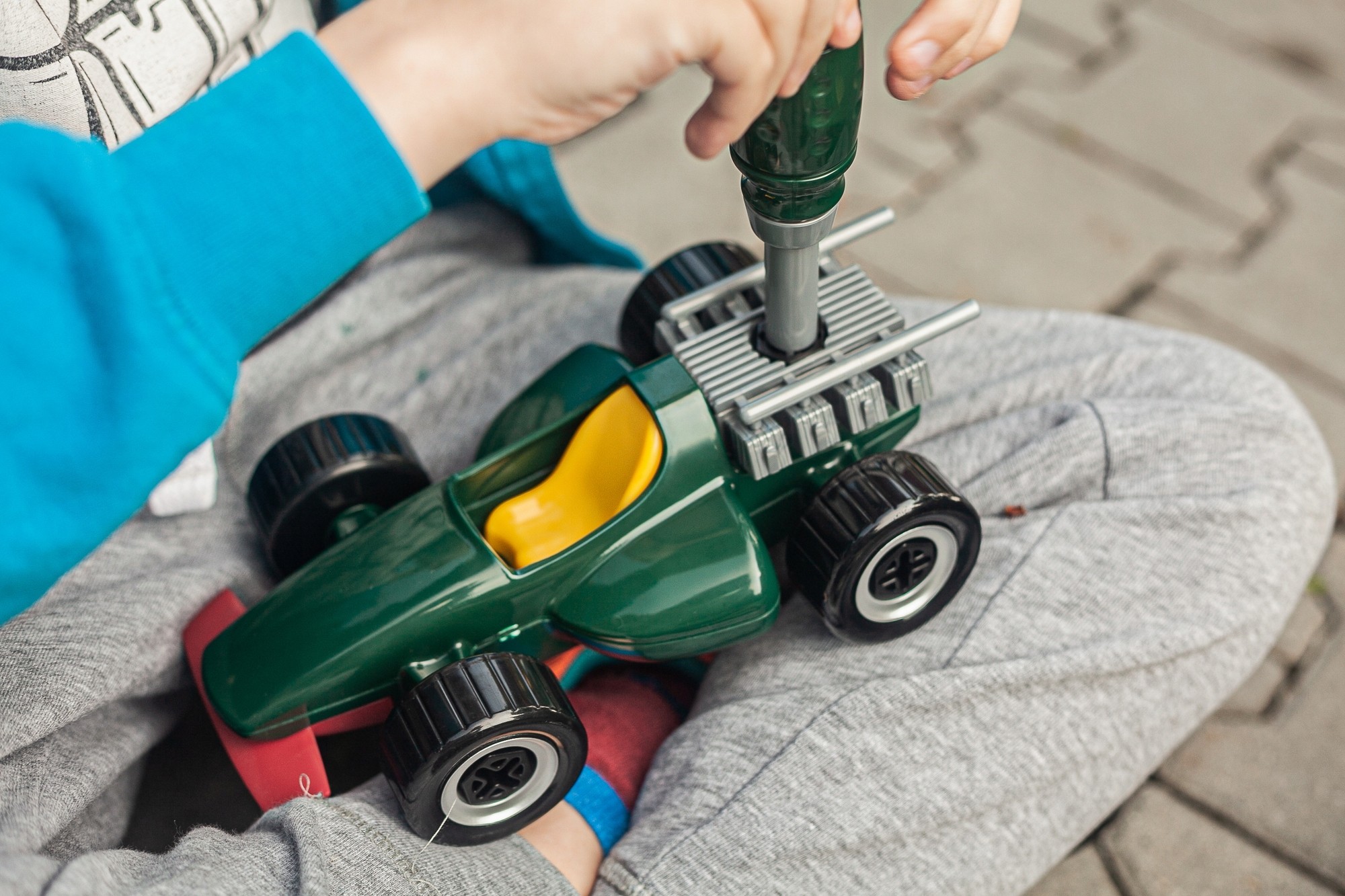 Koffer mit Auto und Bosch-Schraubendreher für Kinder Klein