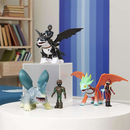 Riders of Dragons: Neun Welten Figuren Alex und der Federdrache