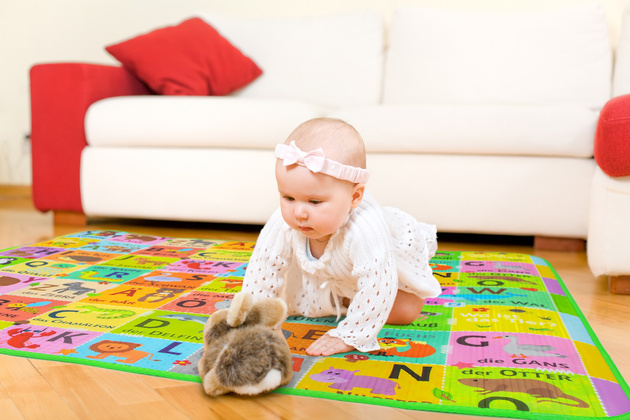 Humbi doppelseitige Lernmatte aus Schaumstoff mit deutschem Alphabet EPE 180x150x1 cm