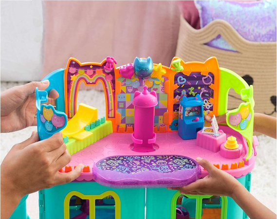 Gabi's Cat House Party Room Set mit Rampe und Eislaufbahn + Puppe und Figur