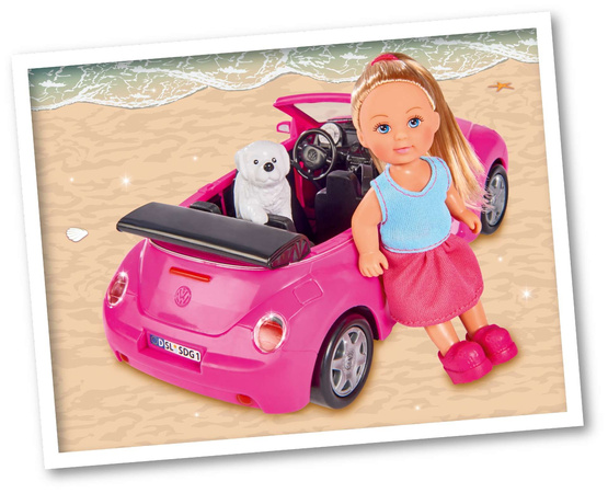 Evi Liebespuppe im Cabrio New Beetle doggy