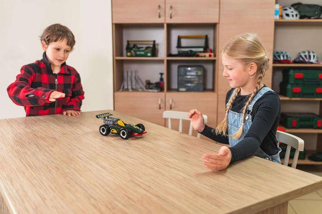 Koffer mit Auto und Bosch-Schraubendreher für Kinder Klein