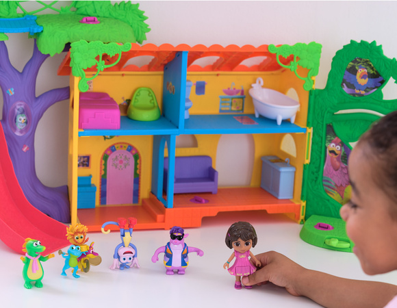 Dora Meets the World Set mit 5 Fantasie-Figuren