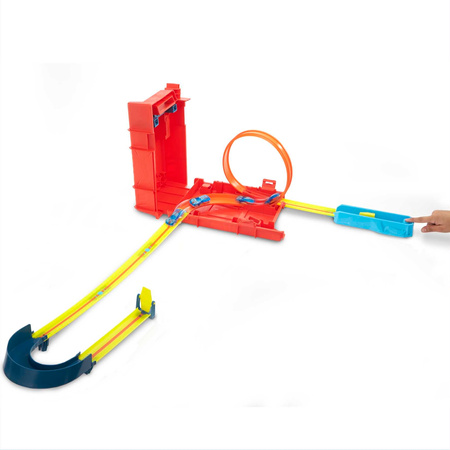 Hot Wheels Stuntkanister-Set + Spielzeugauto