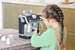 Spielzeug-Kaffeemaschine mit Milchaufschäumer DeLonghi Little Barista Set