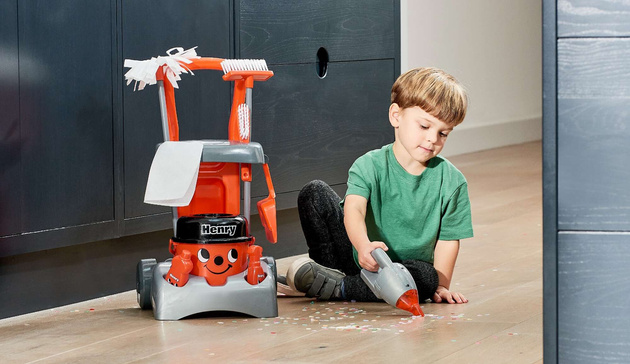 Casdon 674 Henry Deluxe Reinigungsset mit Staubsauger und Mopp