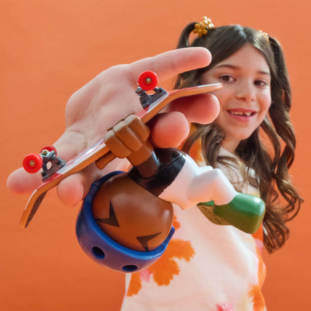 Tech Deck Sk8 Crew S2 zestaw deskorolka+figurka mix