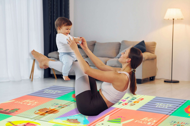 Humbi Doppelseitig faltbare Lernmatte aus XPE-Schaumstoff 180x150x1cm Tiere, Buchstaben, Zahlen Straßen