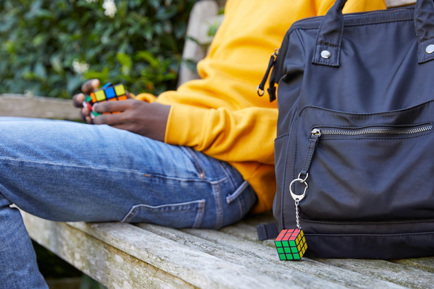 Original Rubik's Cube Rubik's Classic (Würfel + Schlüsselanhänger)