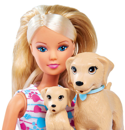 Puppe Steffi auf einem Spaziergang mit Hunden + Zubehör