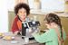 Spielzeug-Kaffeemaschine mit Milchaufschäumer DeLonghi Little Barista Set