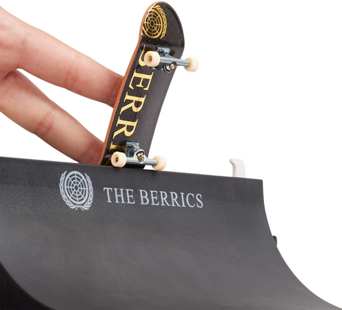 Tech Deck Folding Set Skate Park Ramp Fingerboard + Board von The Berrics