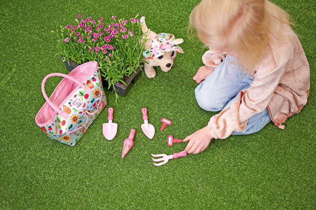 Chi Chi Love Maskotka Plüsch Happy Gardener Hund mit Handtasche + Zubehör Simba