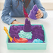 Kinetic Sand Kunststoff kinetische Sandburg Set mit lila Sand + Formen Tablett und Zubehör Spin Master