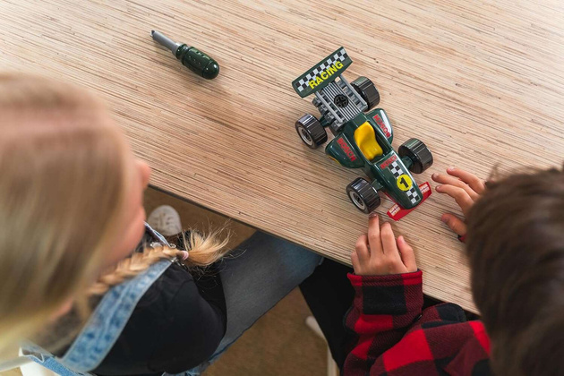 Koffer mit Auto und Bosch-Schraubendreher für Kinder Klein