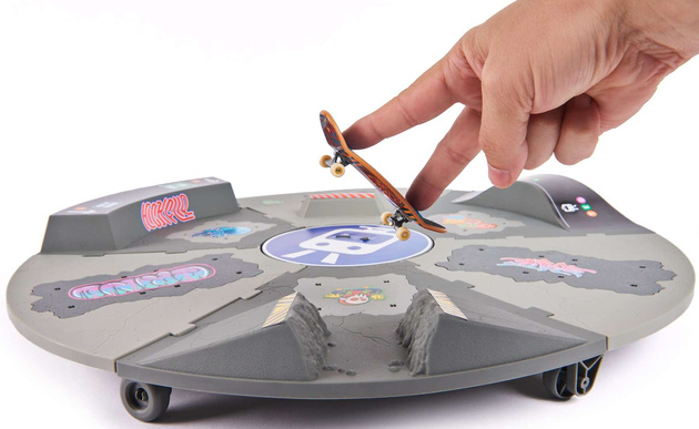 Tech Deck Shredline 360 Grad drehbares Rampenset 51 cm + Zubehör