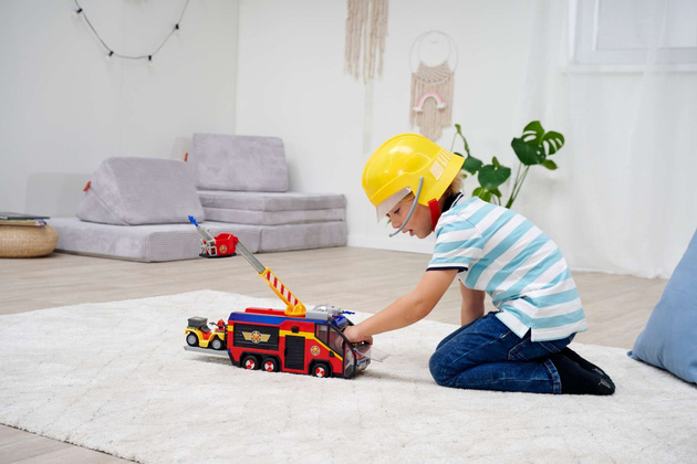 Feuerwehrmann Sam Set Großes Feuerwehrauto Jupiter interaktives Auto + 2 Figuren Licht Sound