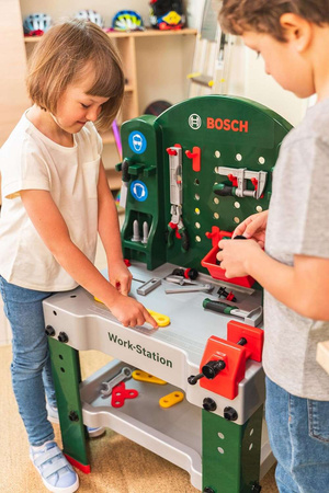 Große Bosch-Miniwerkstatt mit Werkzeug für Kinder Klein 8580