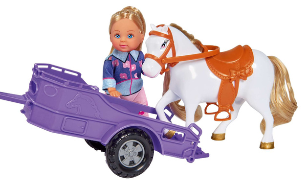 Simbs Evi Liebespuppe im Jeep mit Pferdeanhänger