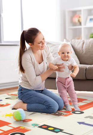 Humbi Doppelseitige faltbare Lernmatte aus XPE-Schaumstoff 120x180x0,8cm London, Bus, Straßen, Stadt