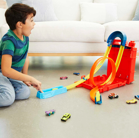 Hot Wheels Stuntkanister-Set + Spielzeugauto