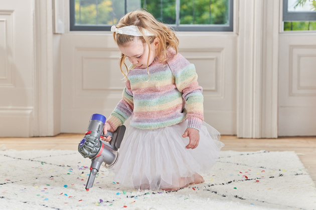 Dyson kabelloser Staubsauger für Kinder mit Ton Casdon