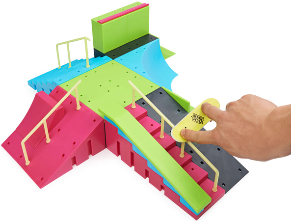 Fingerboard Ramp Neon Mega Park Invasion Skatepark + 4 Trickkarten